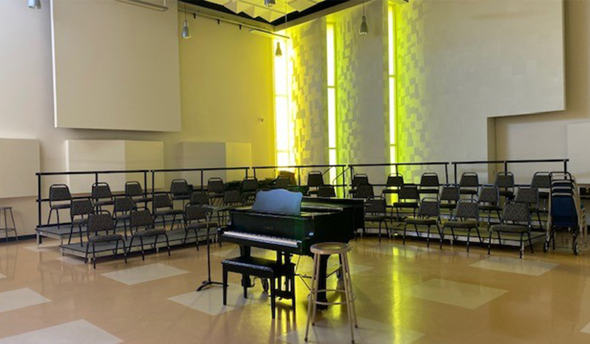 A rehearsal studio in the Music and Art Center.